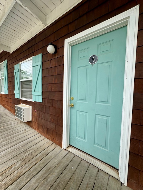944 N Storer Ave - 15