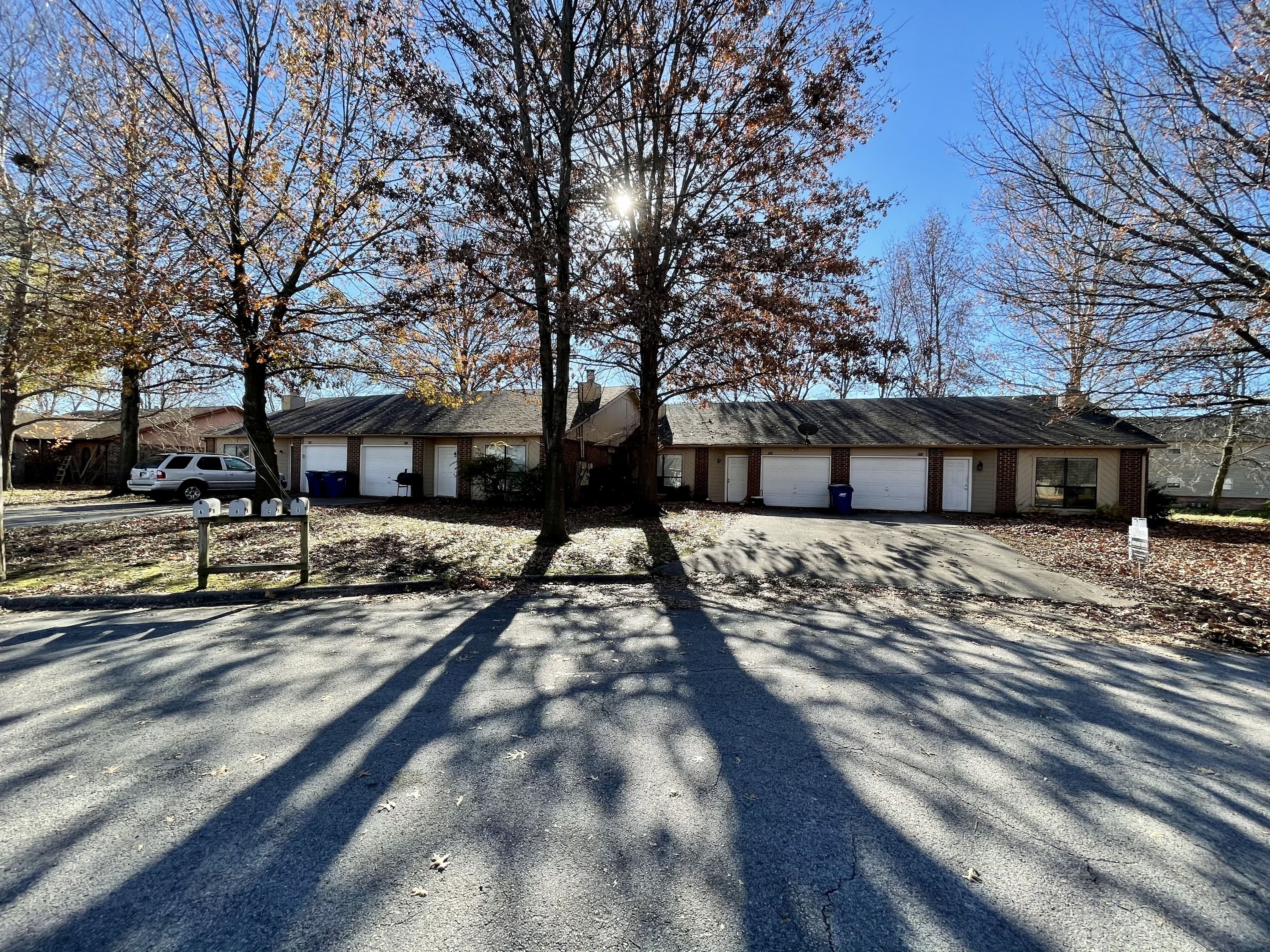 501 SW 11th St - D