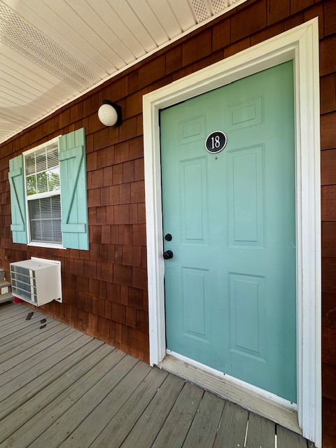 944 N Storer Ave - 18