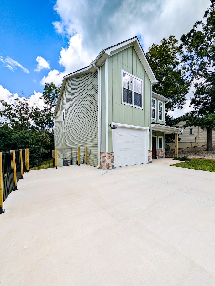 Property thumbnail image
