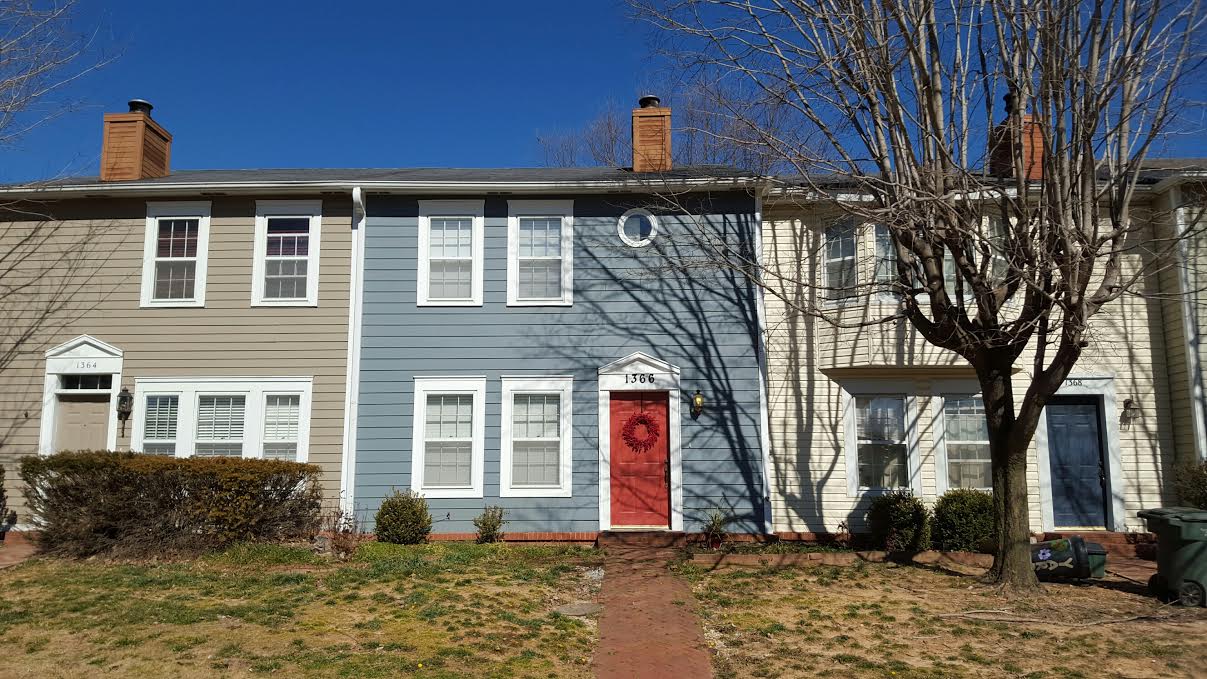 1366 East Masonic Dr