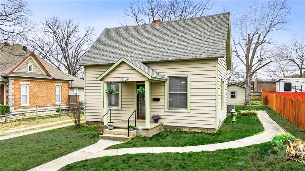 Property main image