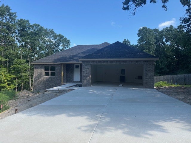 38 Woodbridge Drive